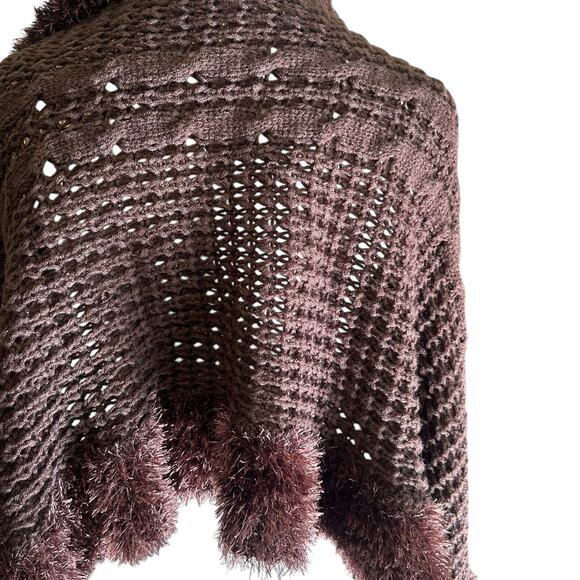 Scarf Shawl Wrap w/ Faux Fur Edging and Pockets Brown Knit CTF Choose the Future - Picture 9 of 9